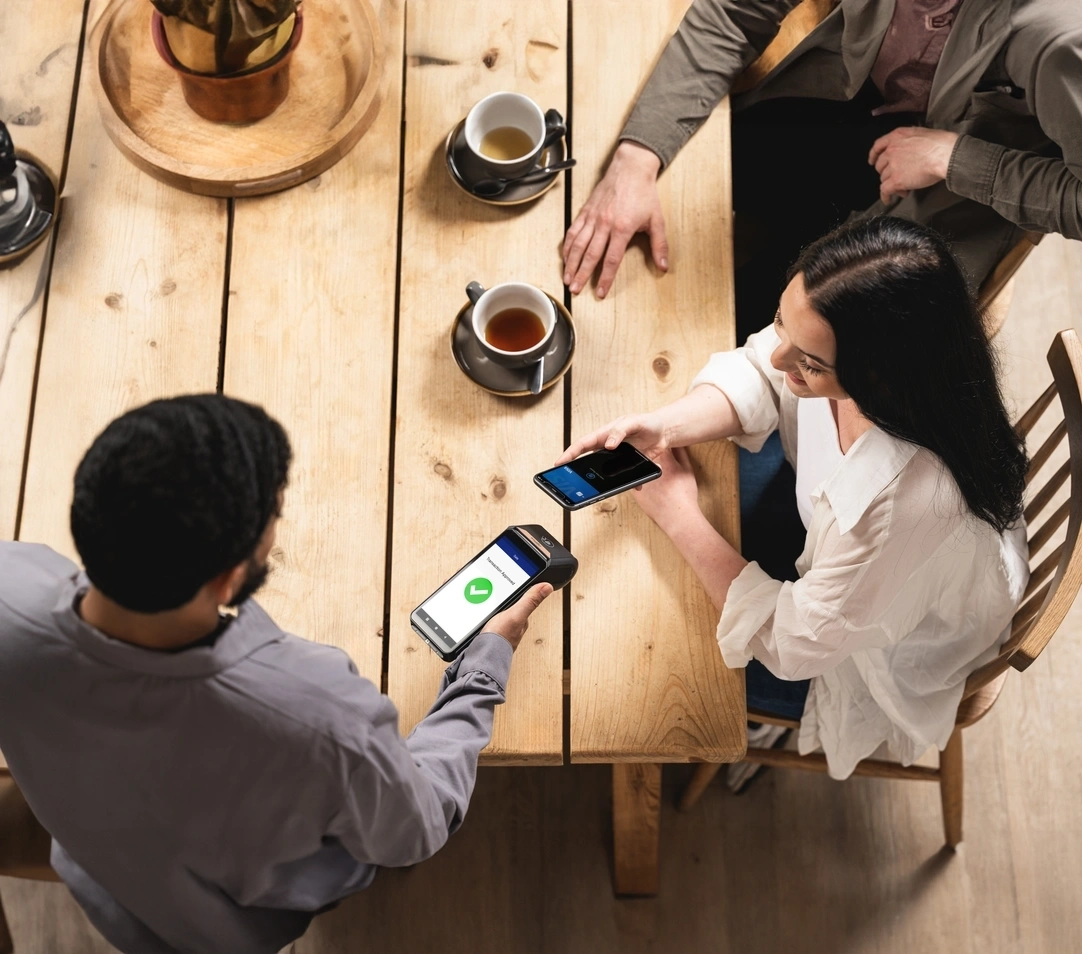 Mobile payment on DX8000 terminal  in a resaturant